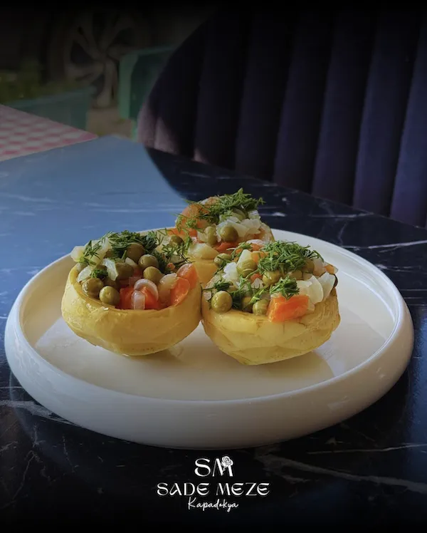 Zeytinyağlı Enginar Dolması